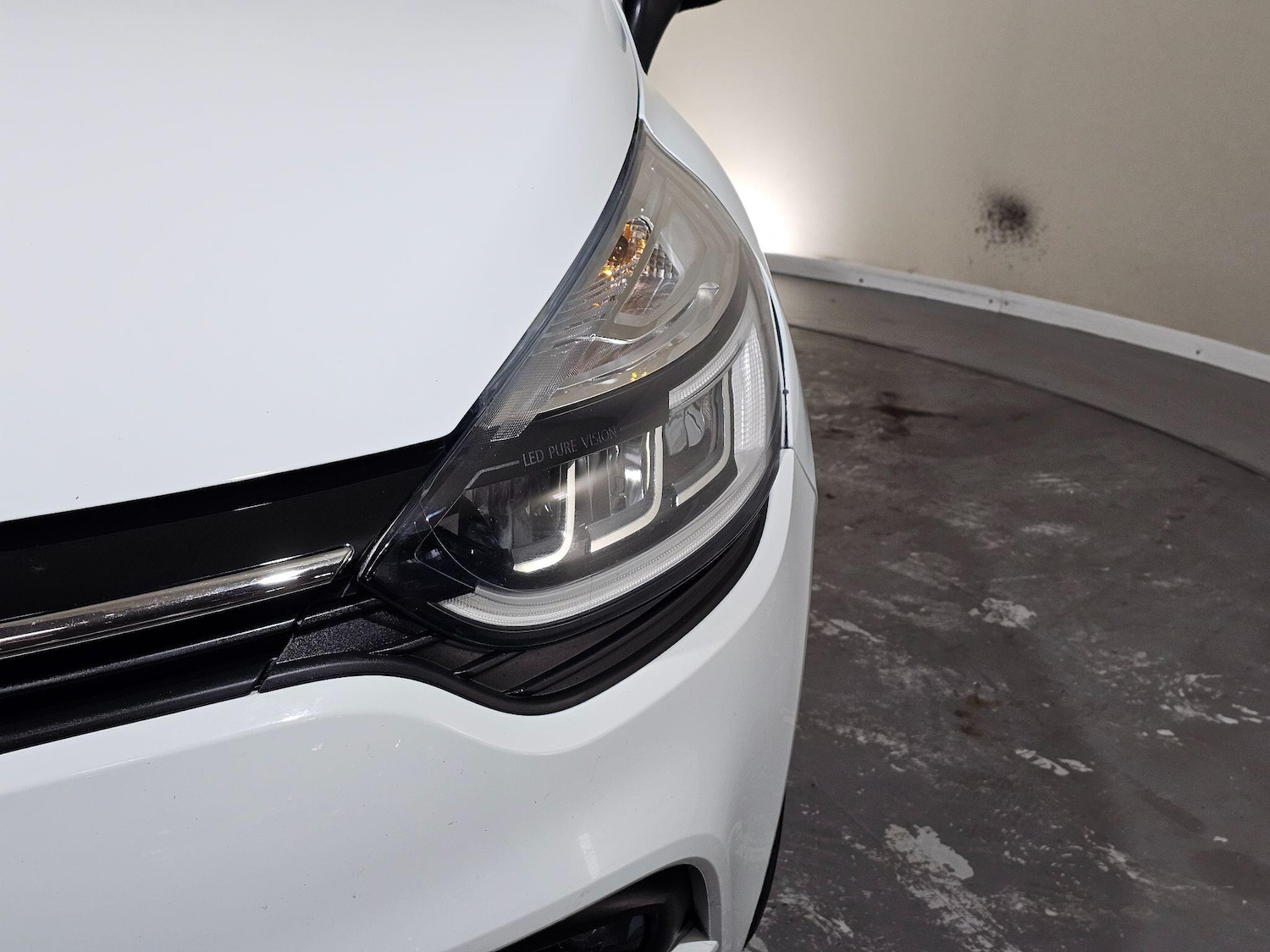 Used Renault Clio 2018 for sale - 76433238: Photo 13