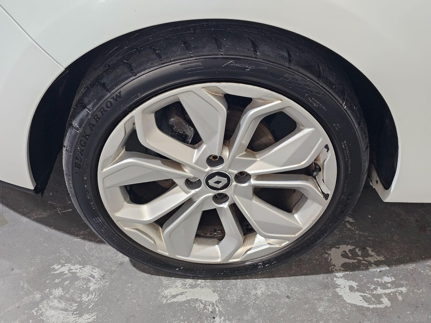 Used Renault Clio 2018 for sale - 76433238: Photo 19