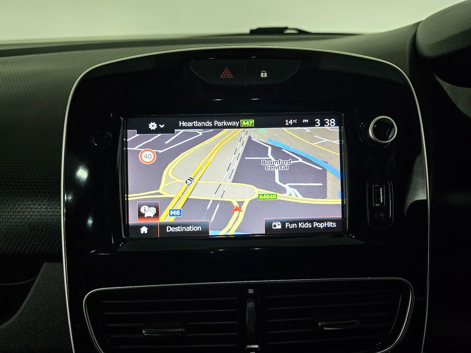 Used Renault Clio 2018 for sale - 76433238: Photo 46