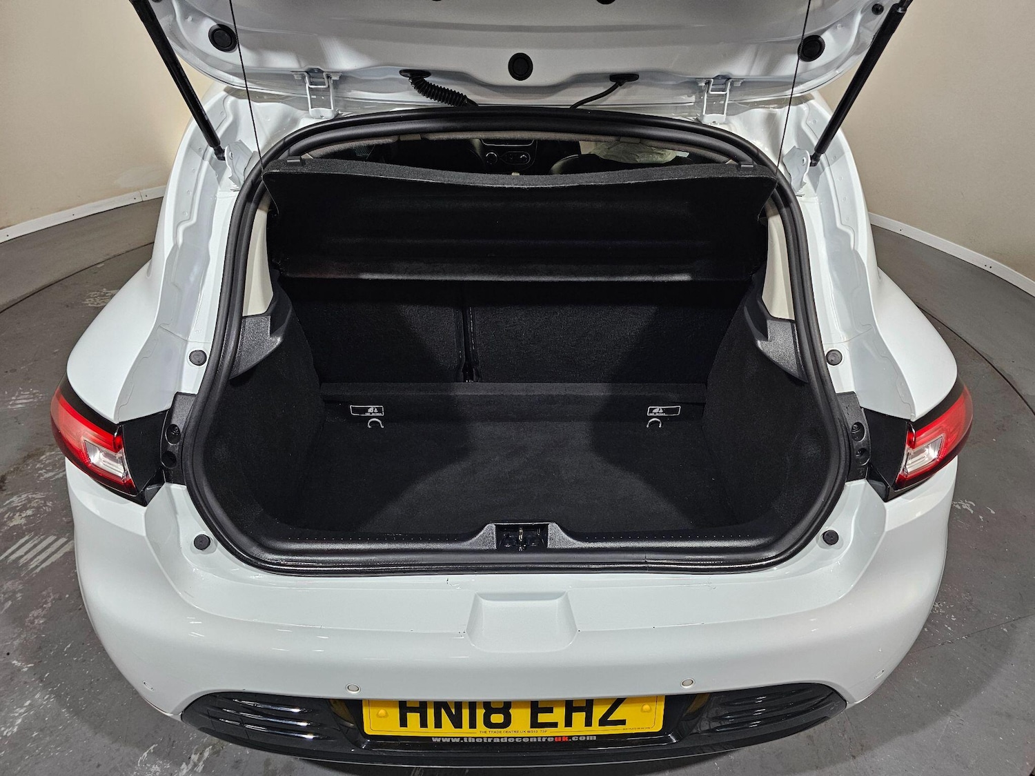 Used Renault Clio 2018 for sale - 76433238: Photo 49