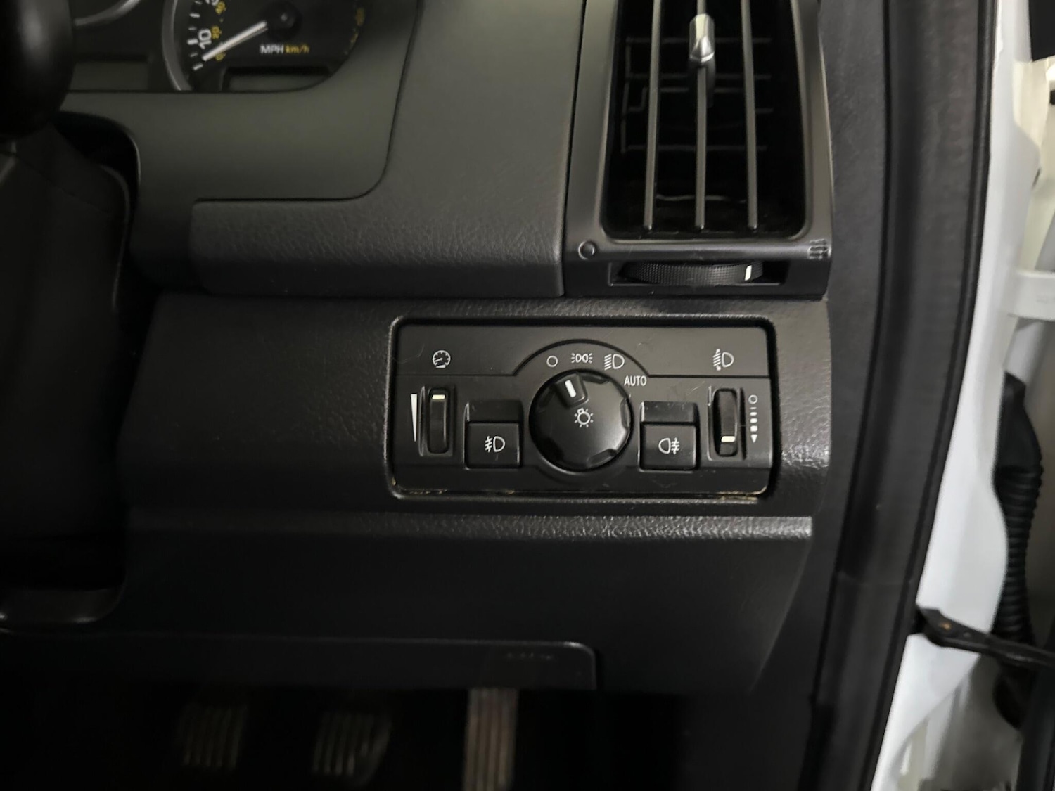 Used Land Rover Freelander 2012 for sale - 76408563: Photo 25