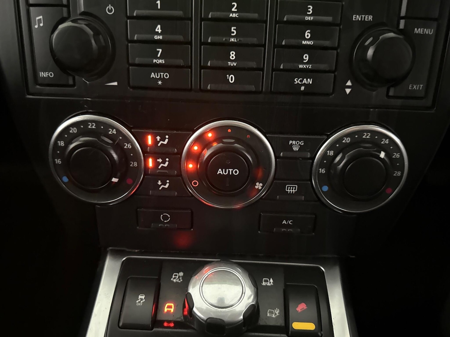 Used Land Rover Freelander 2012 for sale - 76408563: Photo 36