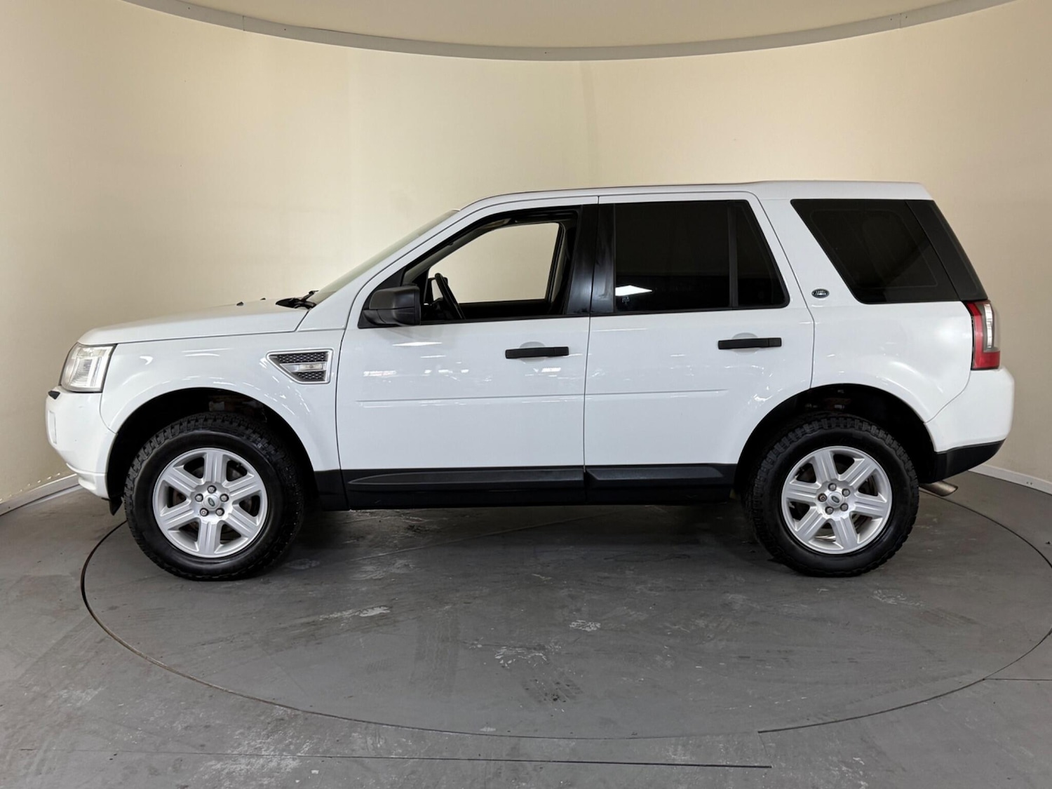 Used Land Rover Freelander 2012 for sale - 76408563: Photo 4