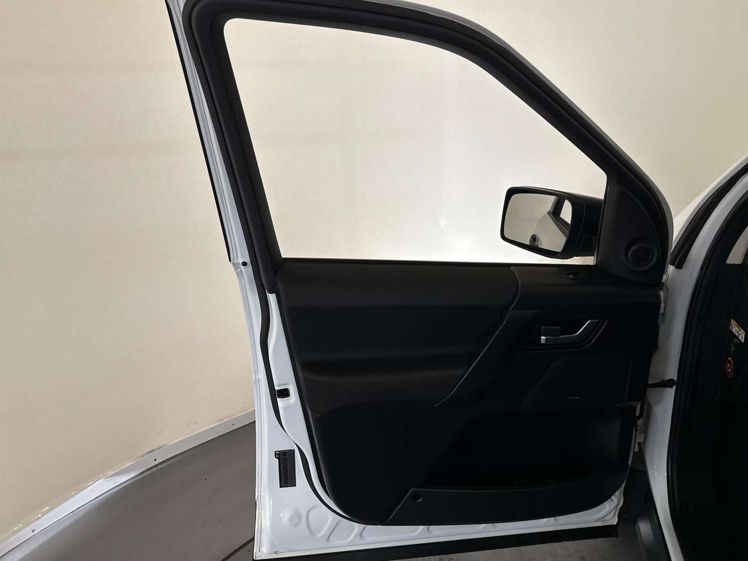 Used Land Rover Freelander 2012 for sale - 76408563: Photo 61