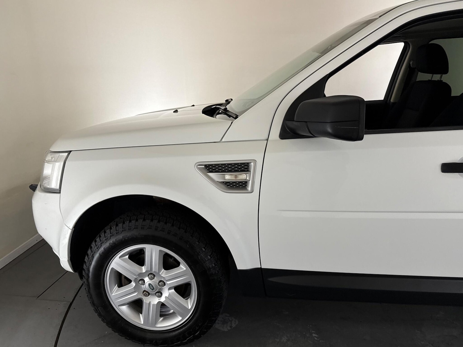 Used Land Rover Freelander 2012 for sale - 76408563: Photo 72