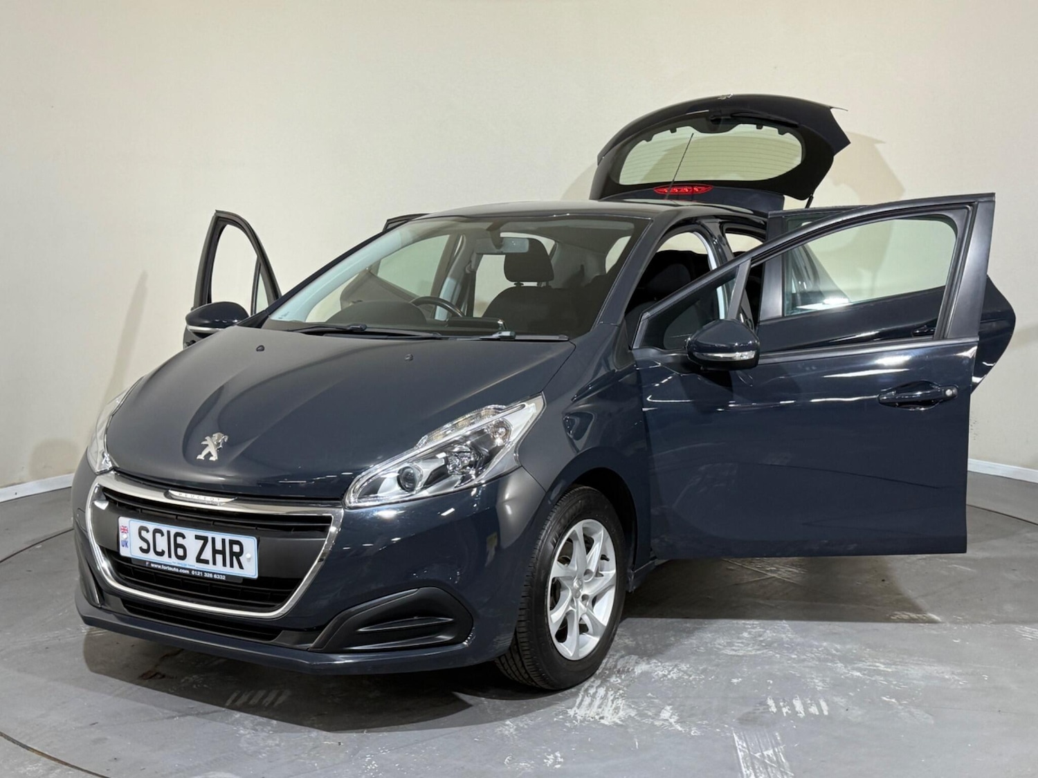 Used Peugeot 208 2016 for sale - 77017100: Photo 10