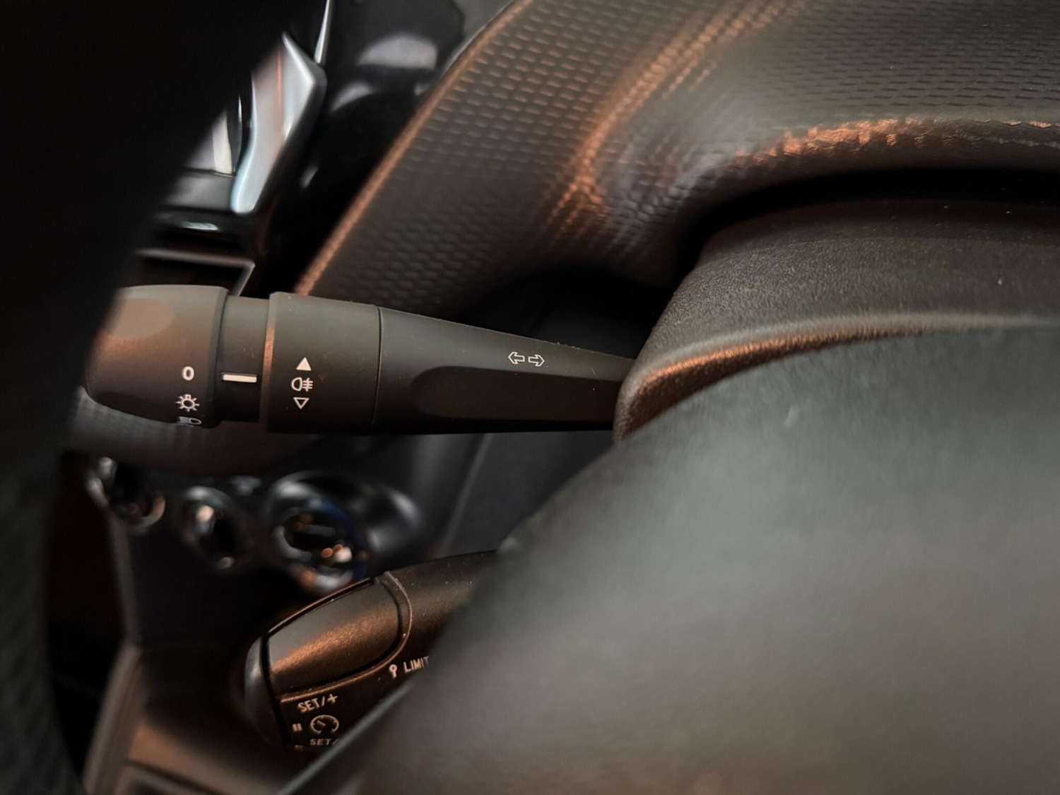 Used Peugeot 208 2016 for sale - 77017100: Photo 30