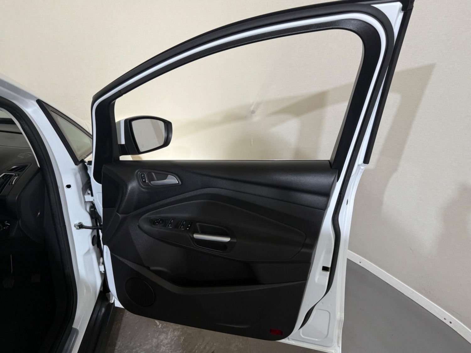 Used Ford Grand C-Max 2016 for sale - 76522161: Photo 20