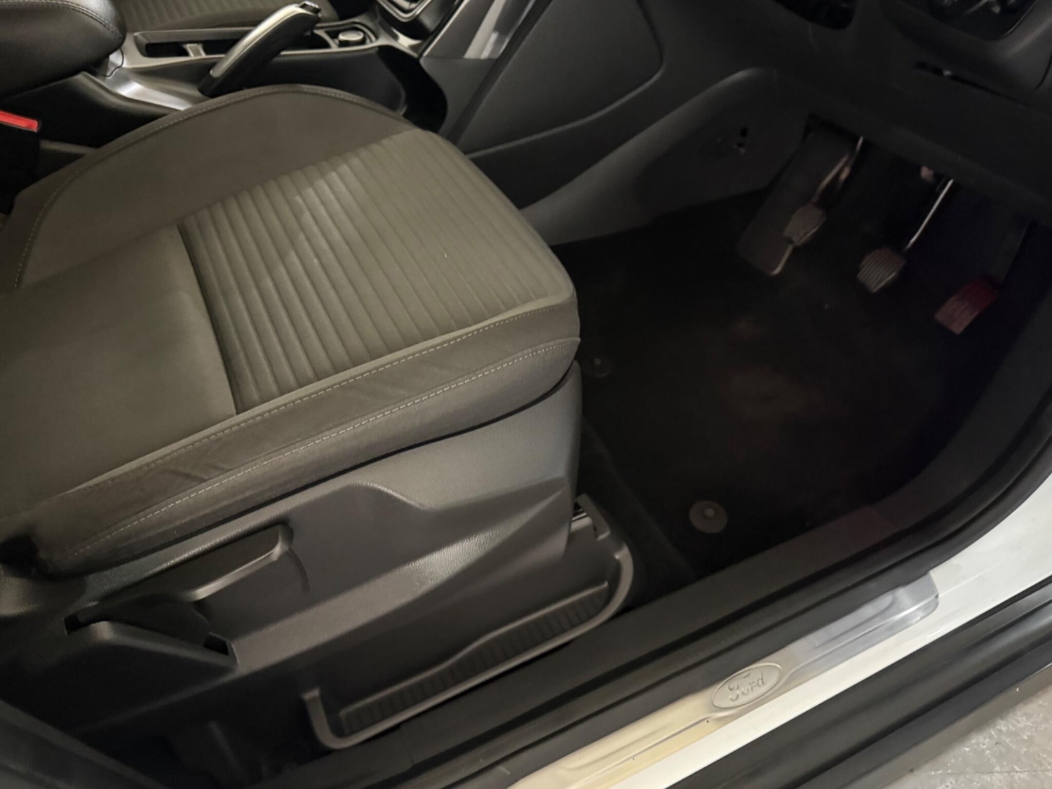 Used Ford Grand C-Max 2016 for sale - 76522161: Photo 24