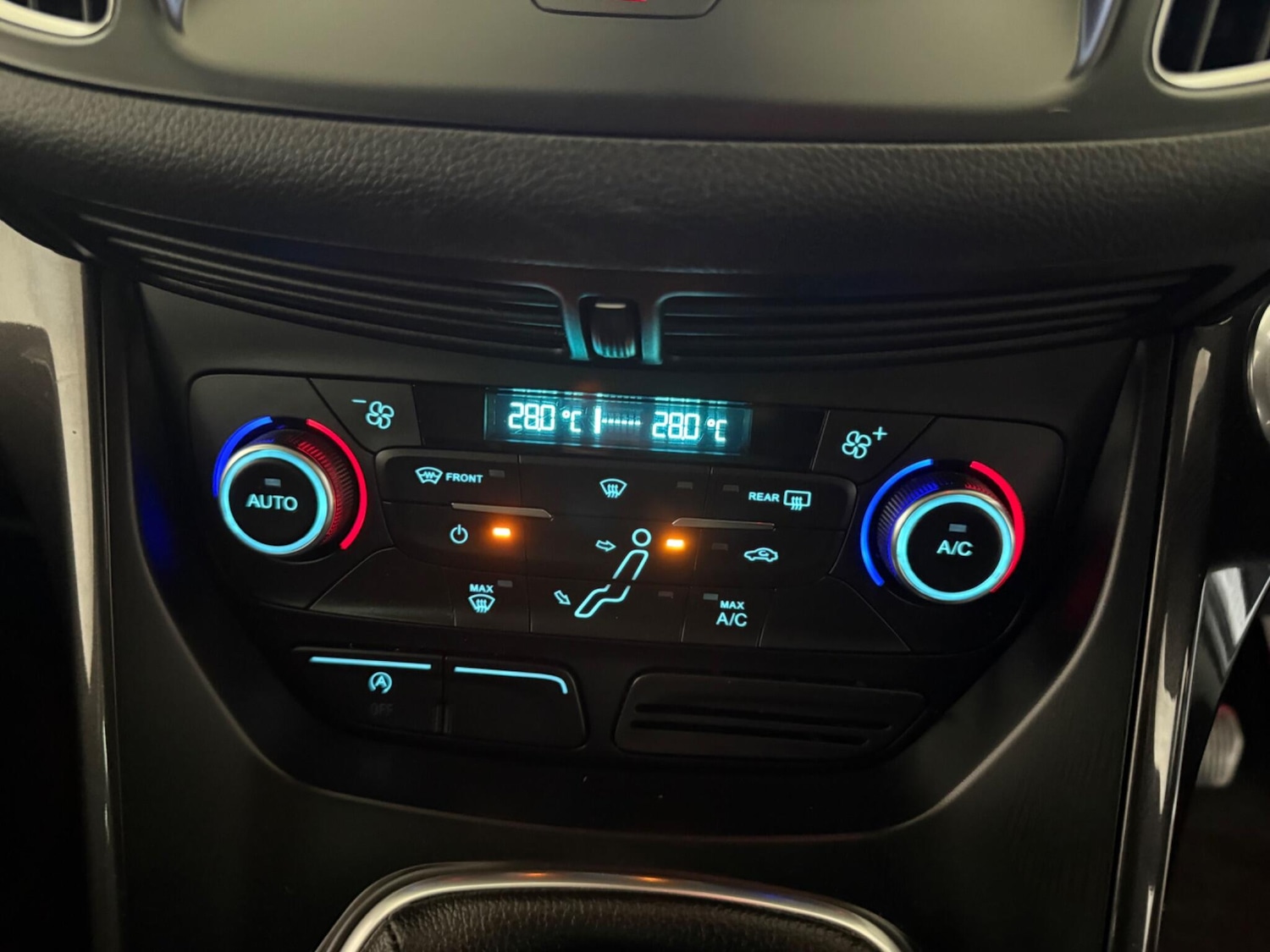 Used Ford Grand C-Max 2016 for sale - 76522161: Photo 40