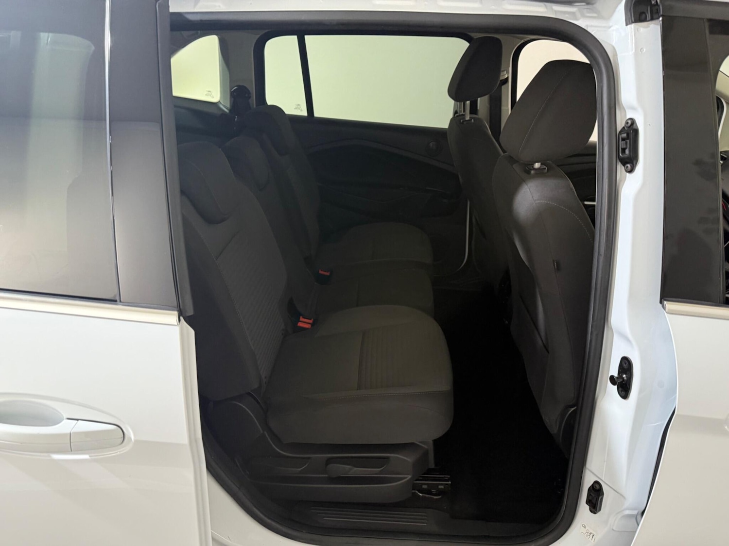 Used Ford Grand C-Max 2016 for sale - 76522161: Photo 44