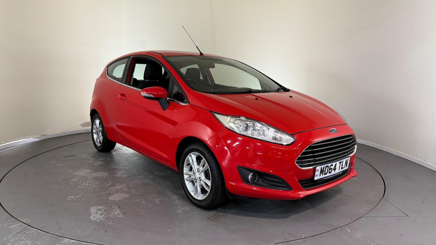 Used Ford Fiesta 2015 for sale - 76408922: Photo 1