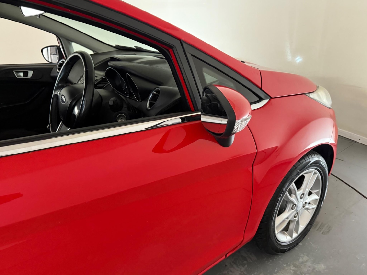 Used Ford Fiesta 2015 for sale - 76408922: Photo 19