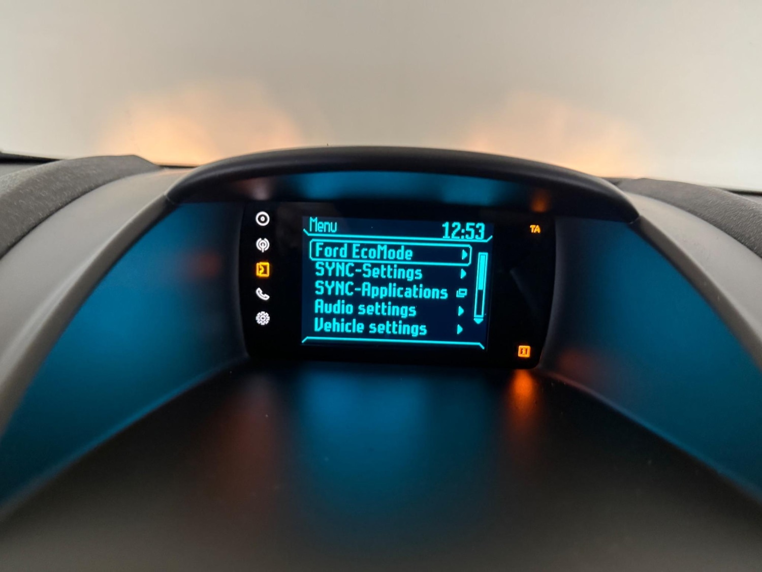 Used Ford Fiesta 2015 for sale - 76408922: Photo 35