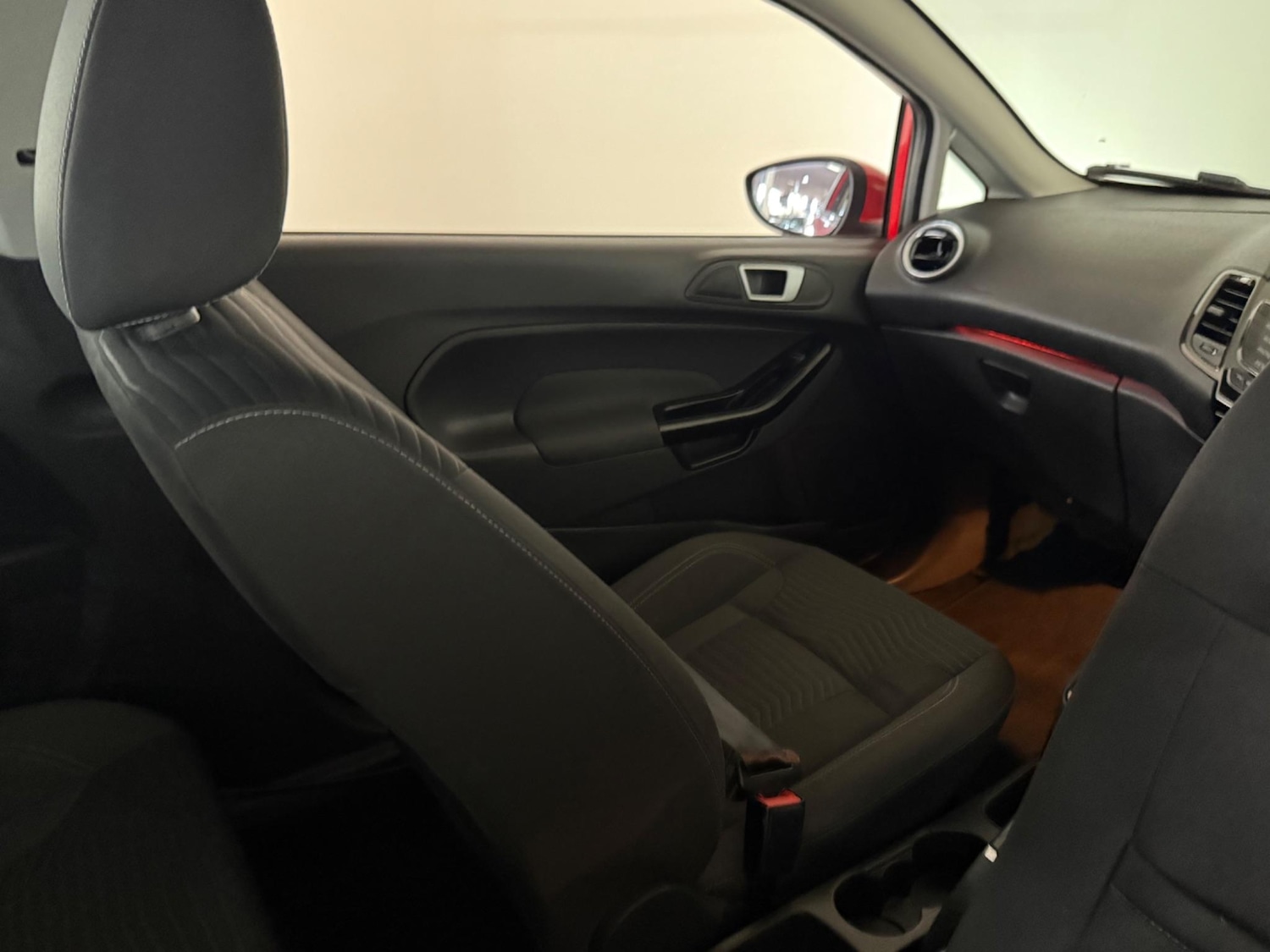 Used Ford Fiesta 2015 for sale - 76408922: Photo 46