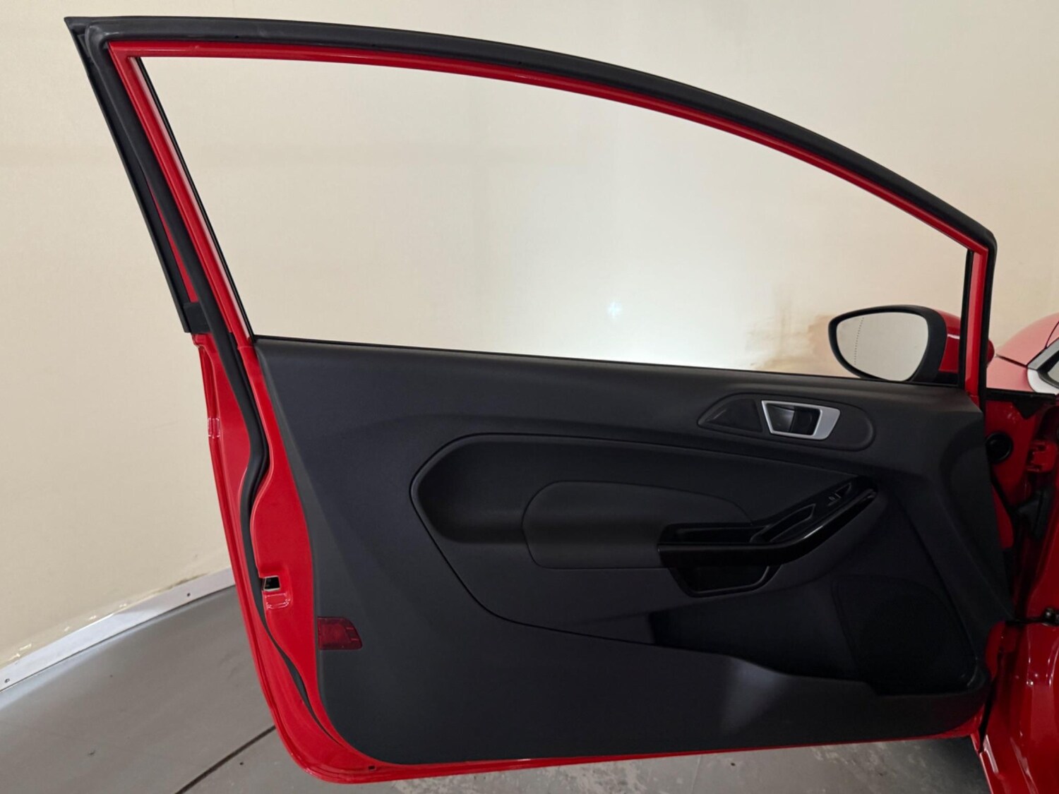 Used Ford Fiesta 2015 for sale - 76408922: Photo 54