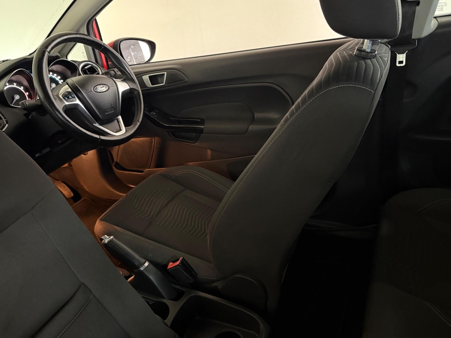 Used Ford Fiesta 2015 for sale - 76408922: Photo 60