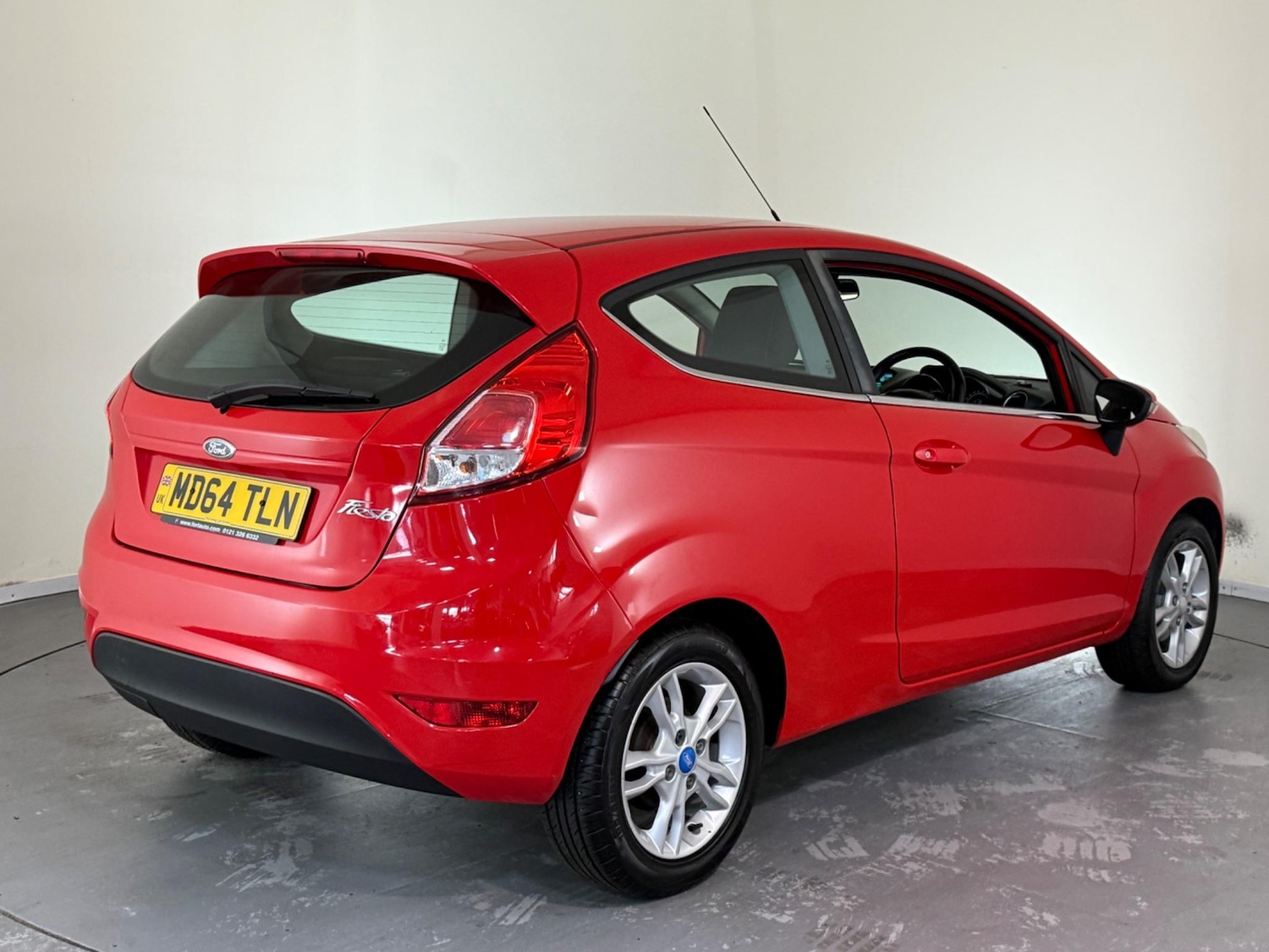 Used Ford Fiesta 2015 for sale - 76408922: Photo 7