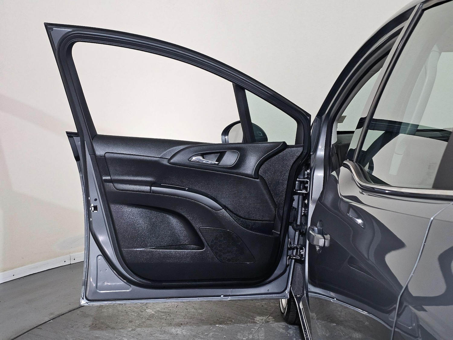 Used Vauxhall Meriva 2017 for sale - 76513232: Photo 23