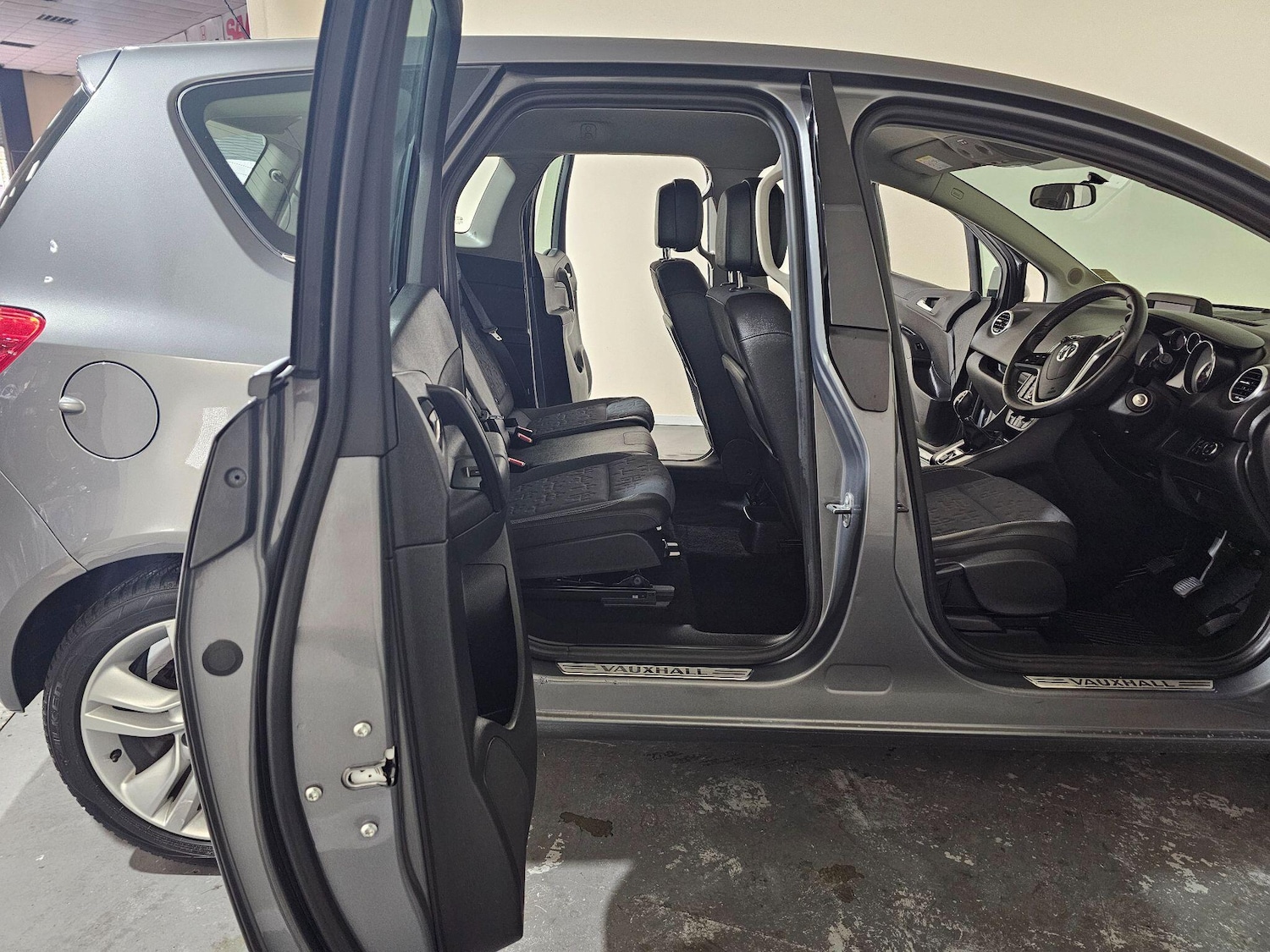 Used Vauxhall Meriva 2017 for sale - 76513232: Photo 26