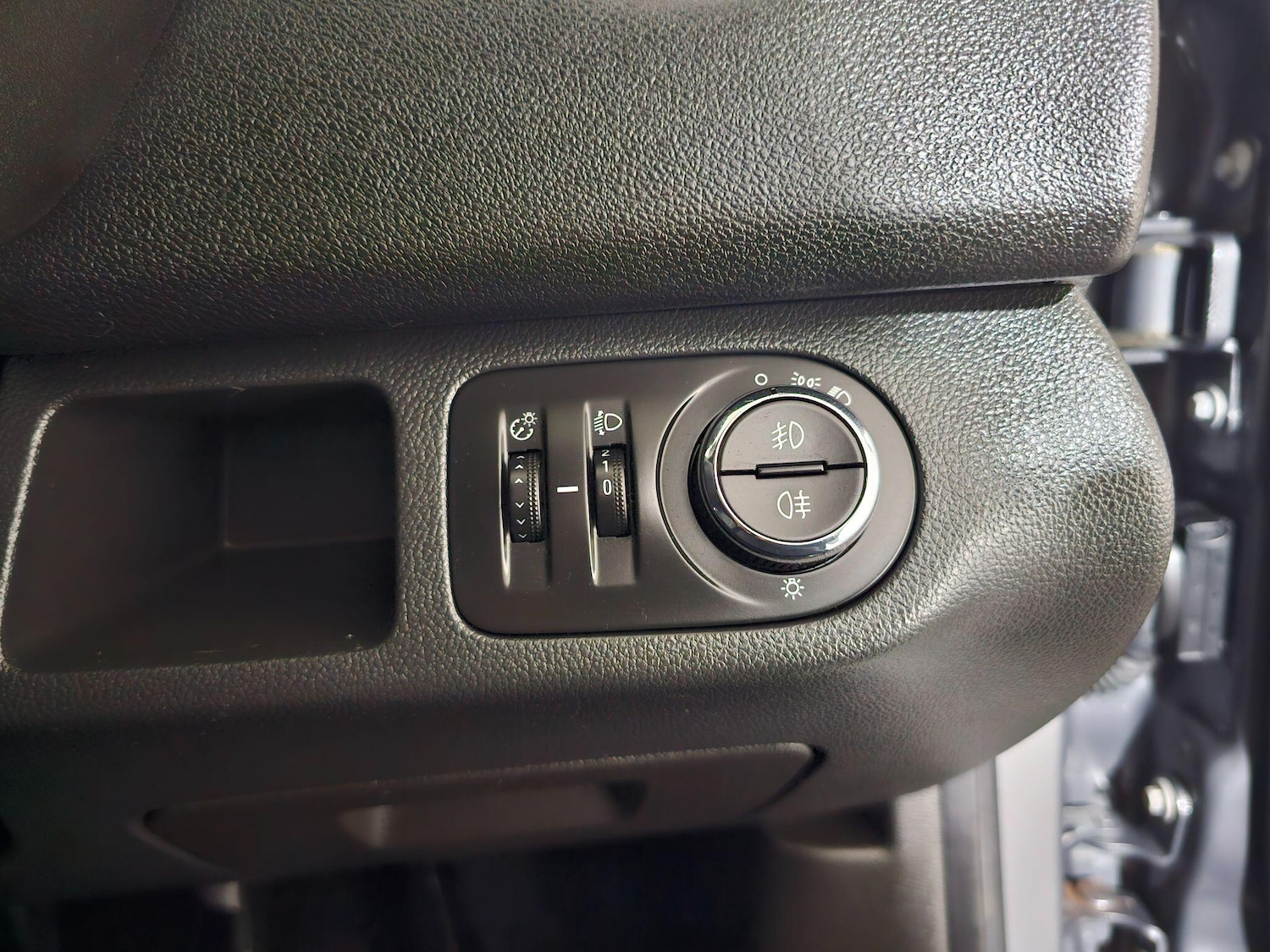 Used Vauxhall Meriva 2017 for sale - 76513232: Photo 40