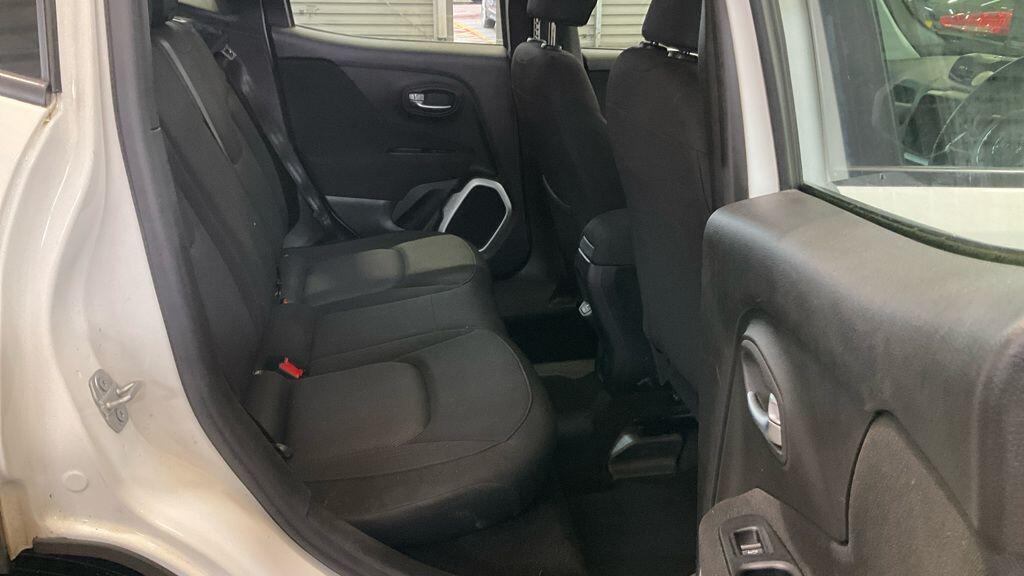 Used Jeep Renegade 2019 for sale - 76485122: Photo 8