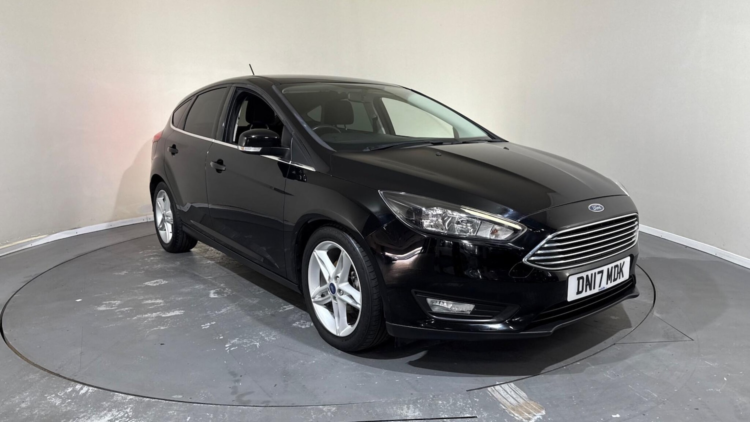 Used Ford Focus 2017 for sale - 76408344: Photo 1