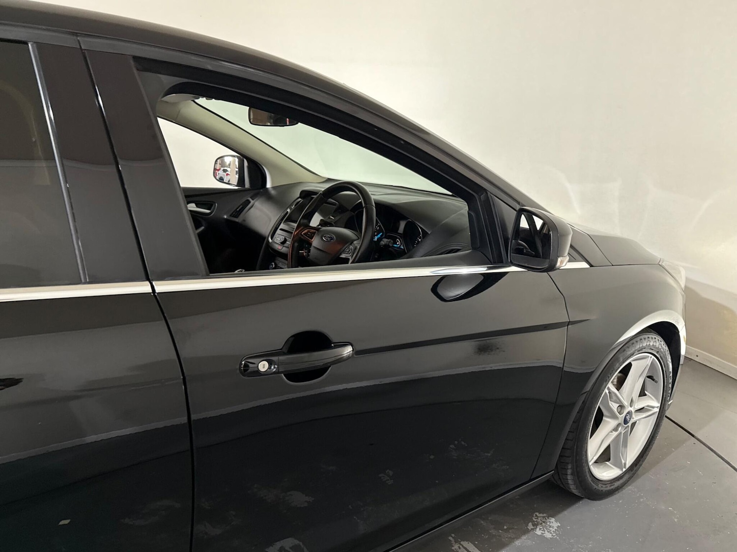 Used Ford Focus 2017 for sale - 76408344: Photo 15