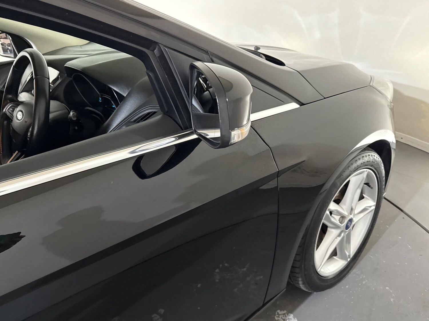 Used Ford Focus 2017 for sale - 76408344: Photo 19