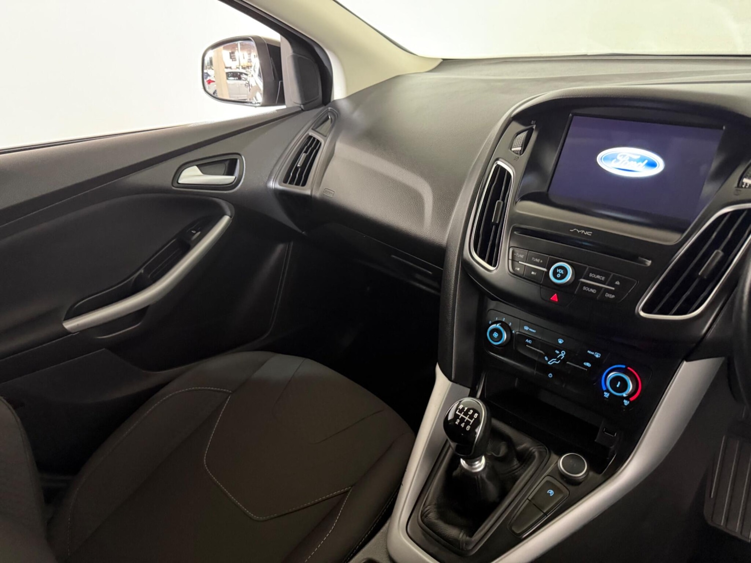 Used Ford Focus 2017 for sale - 76408344: Photo 32