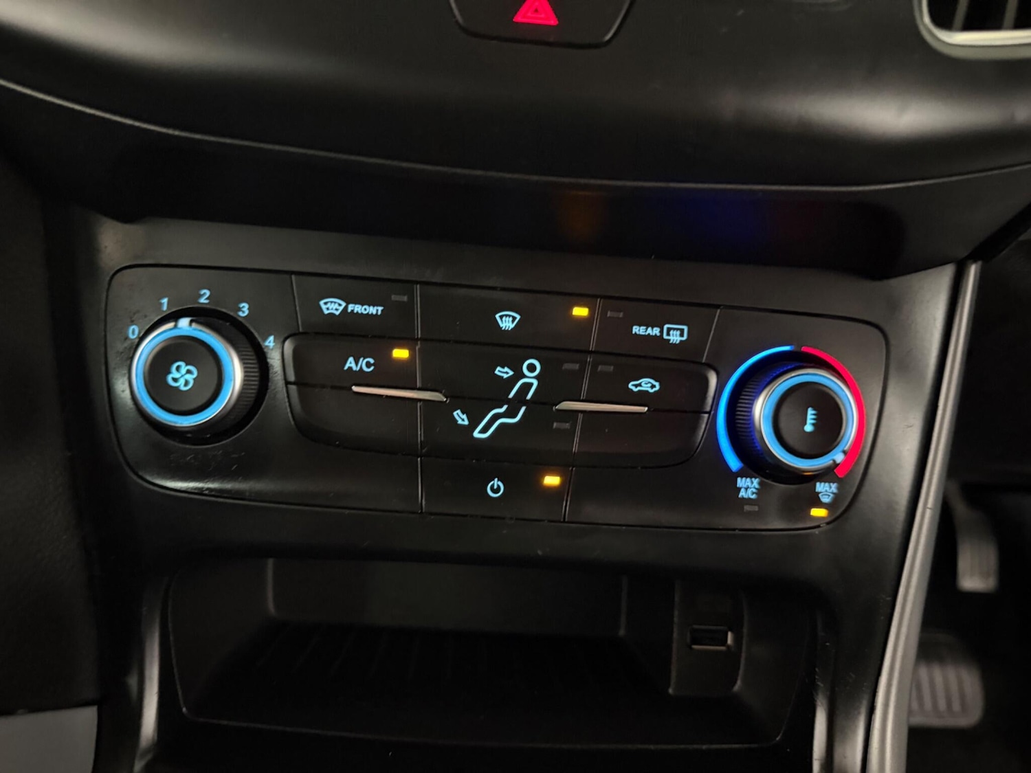 Used Ford Focus 2017 for sale - 76408344: Photo 40