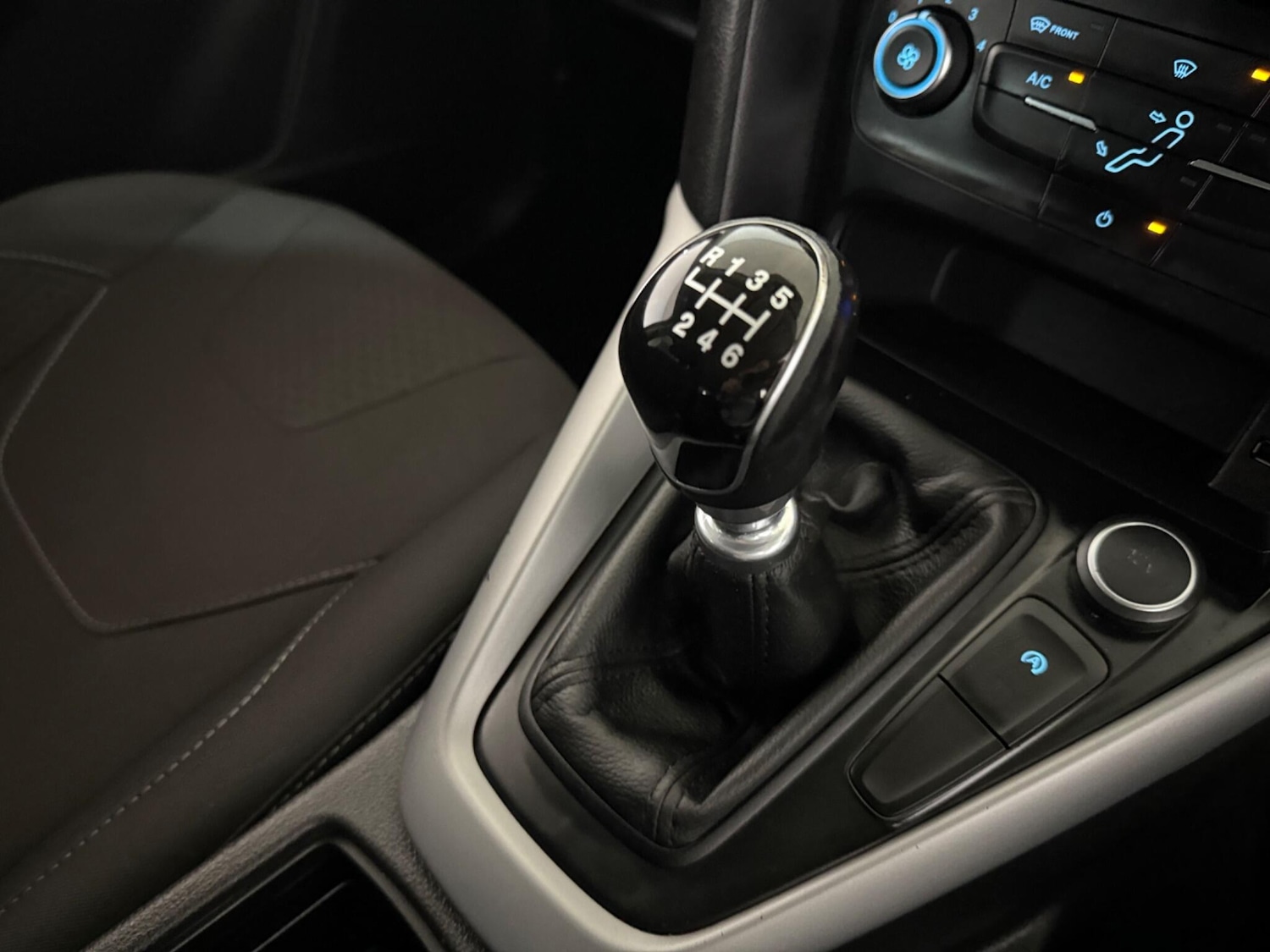 Used Ford Focus 2017 for sale - 76408344: Photo 42