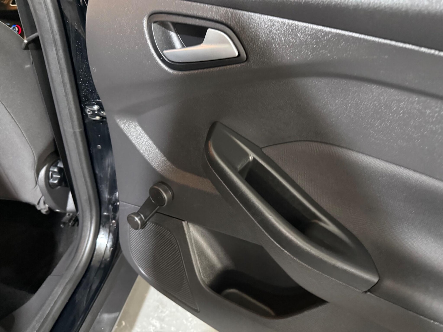 Used Ford Focus 2017 for sale - 76408344: Photo 46