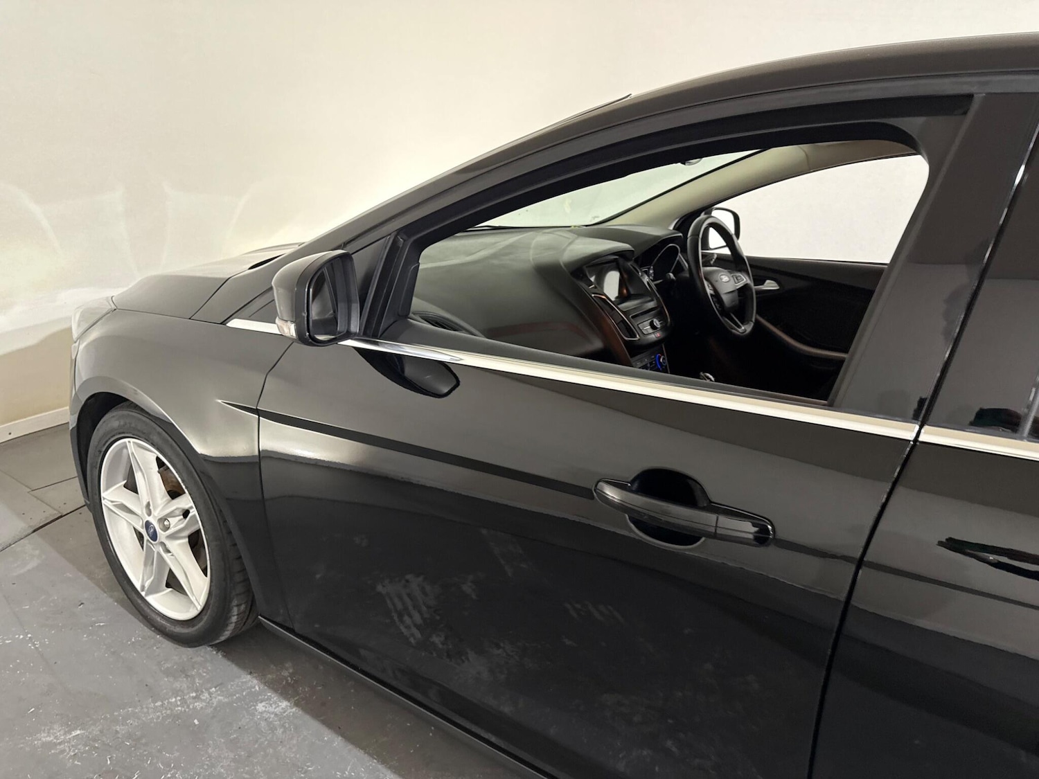 Used Ford Focus 2017 for sale - 76408344: Photo 56