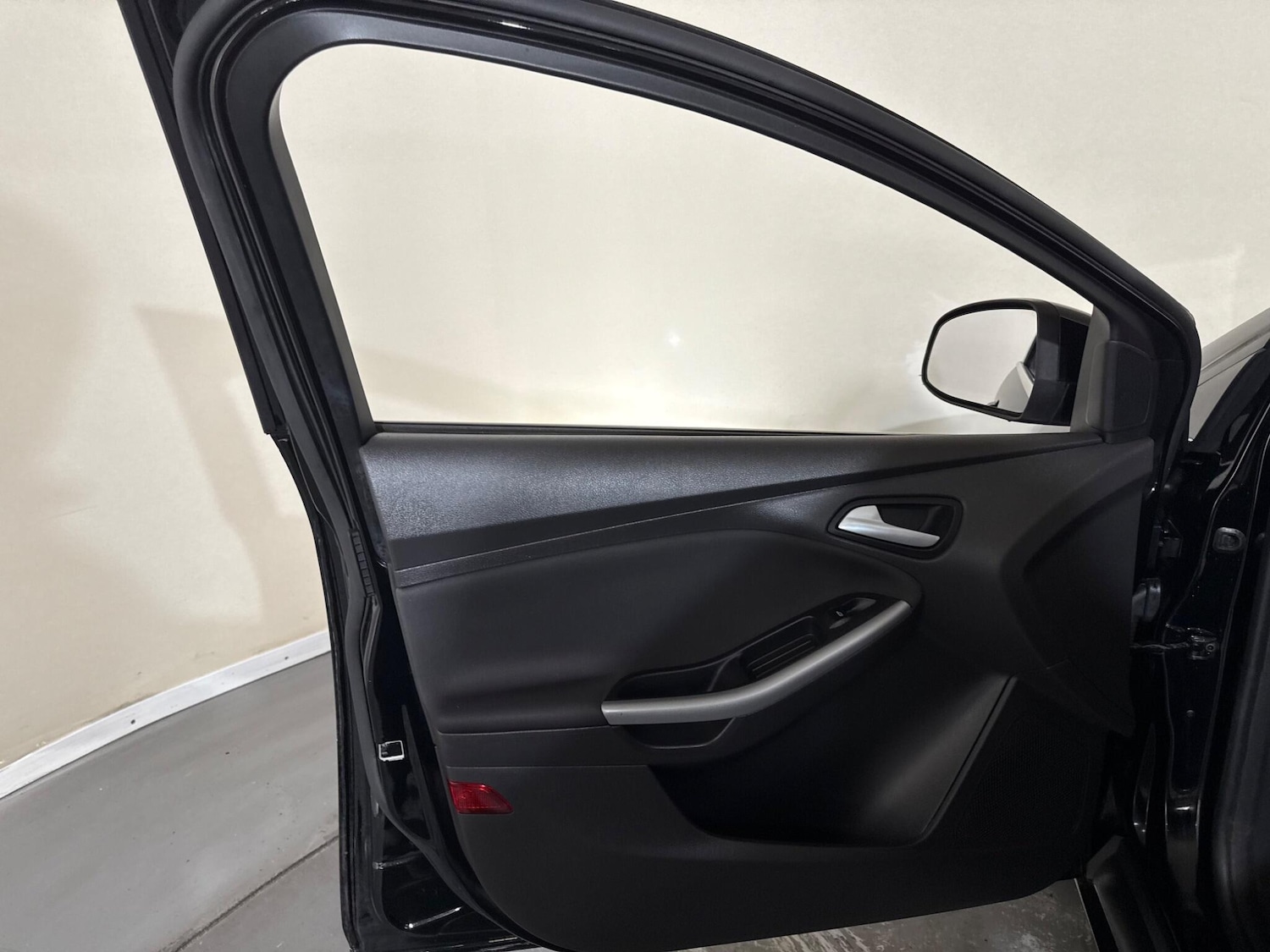 Used Ford Focus 2017 for sale - 76408344: Photo 65