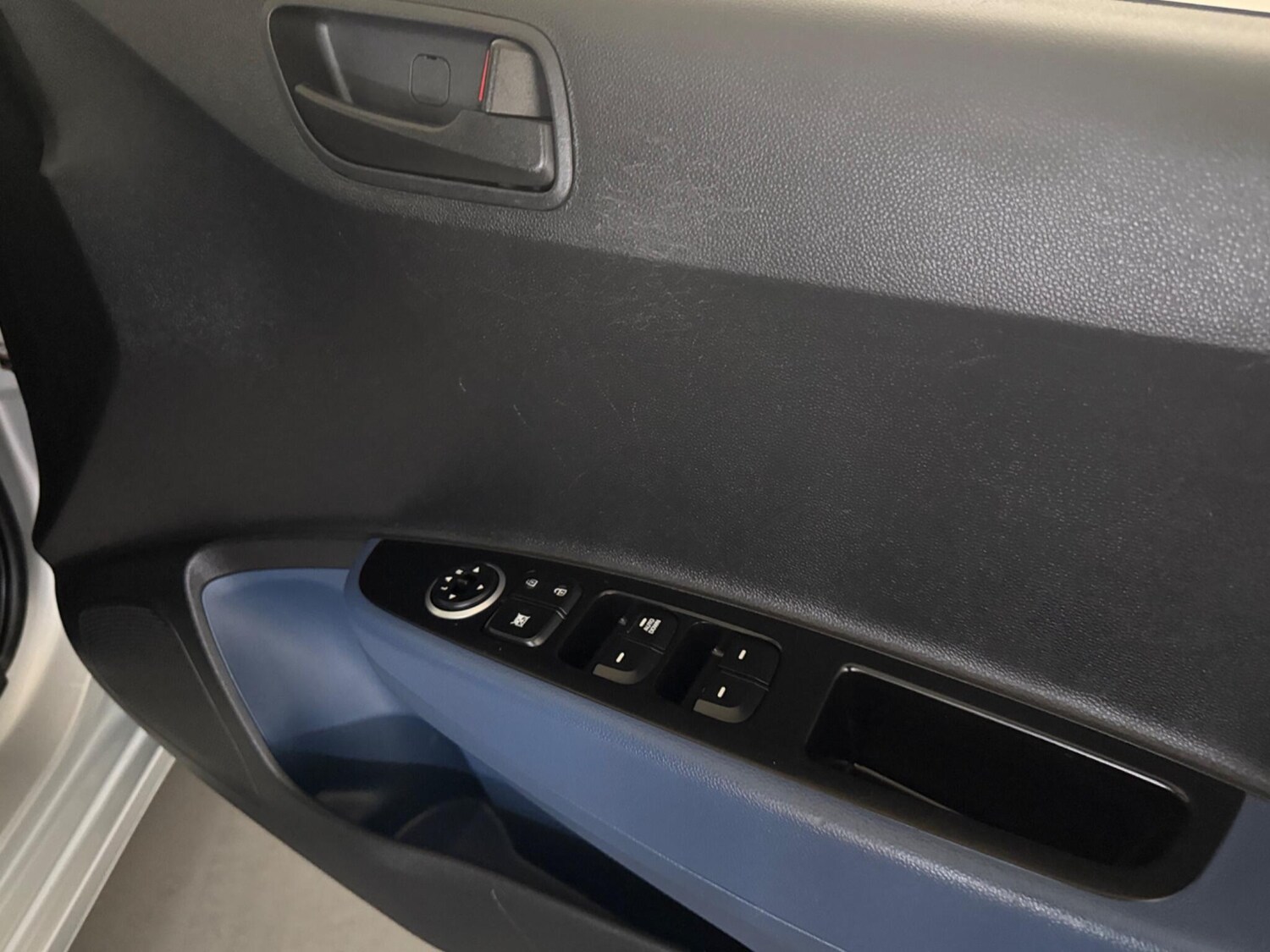 Used Hyundai i10 2014 for sale - 76424130: Photo 21