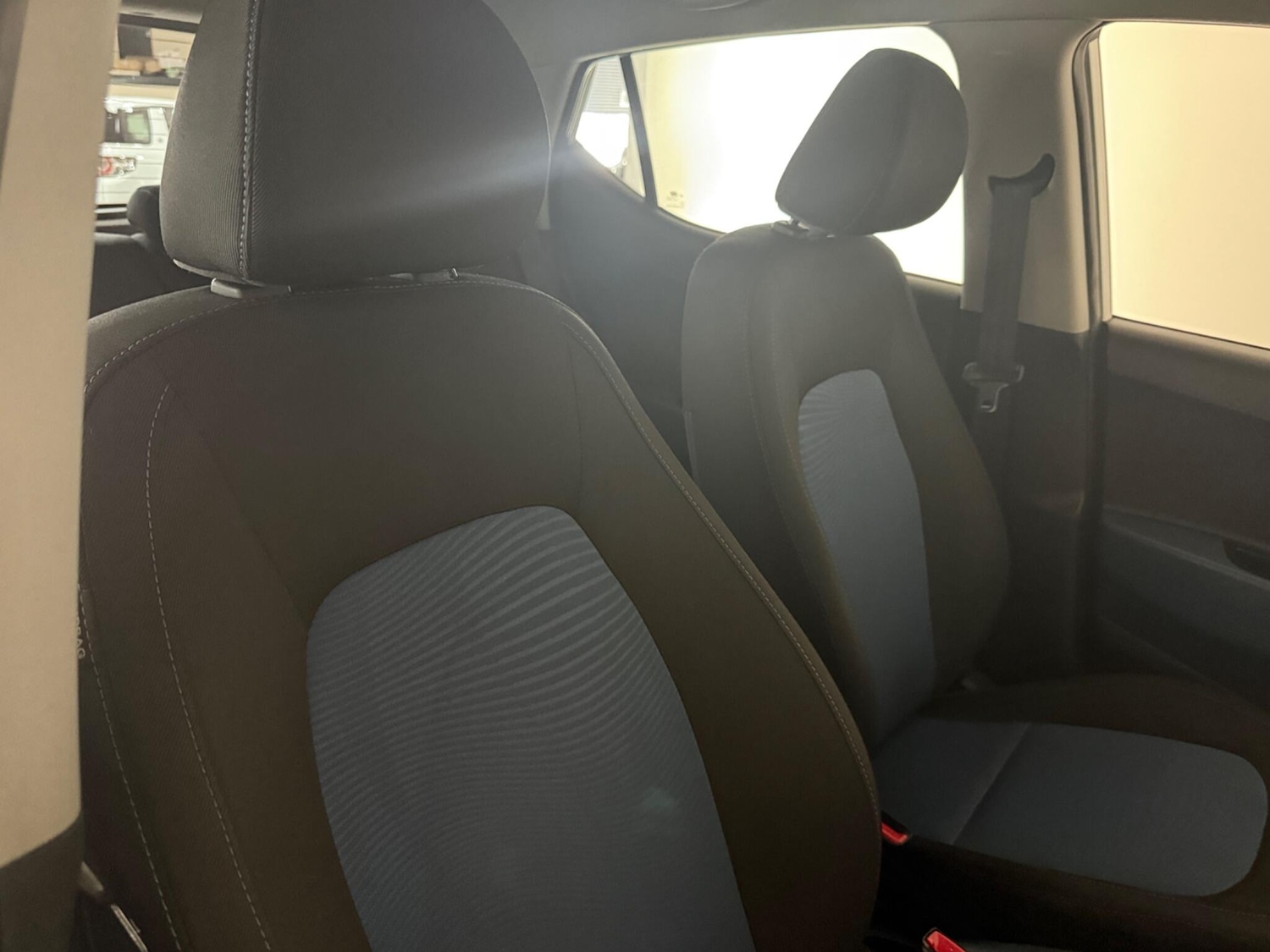 Used Hyundai i10 2014 for sale - 76424130: Photo 23