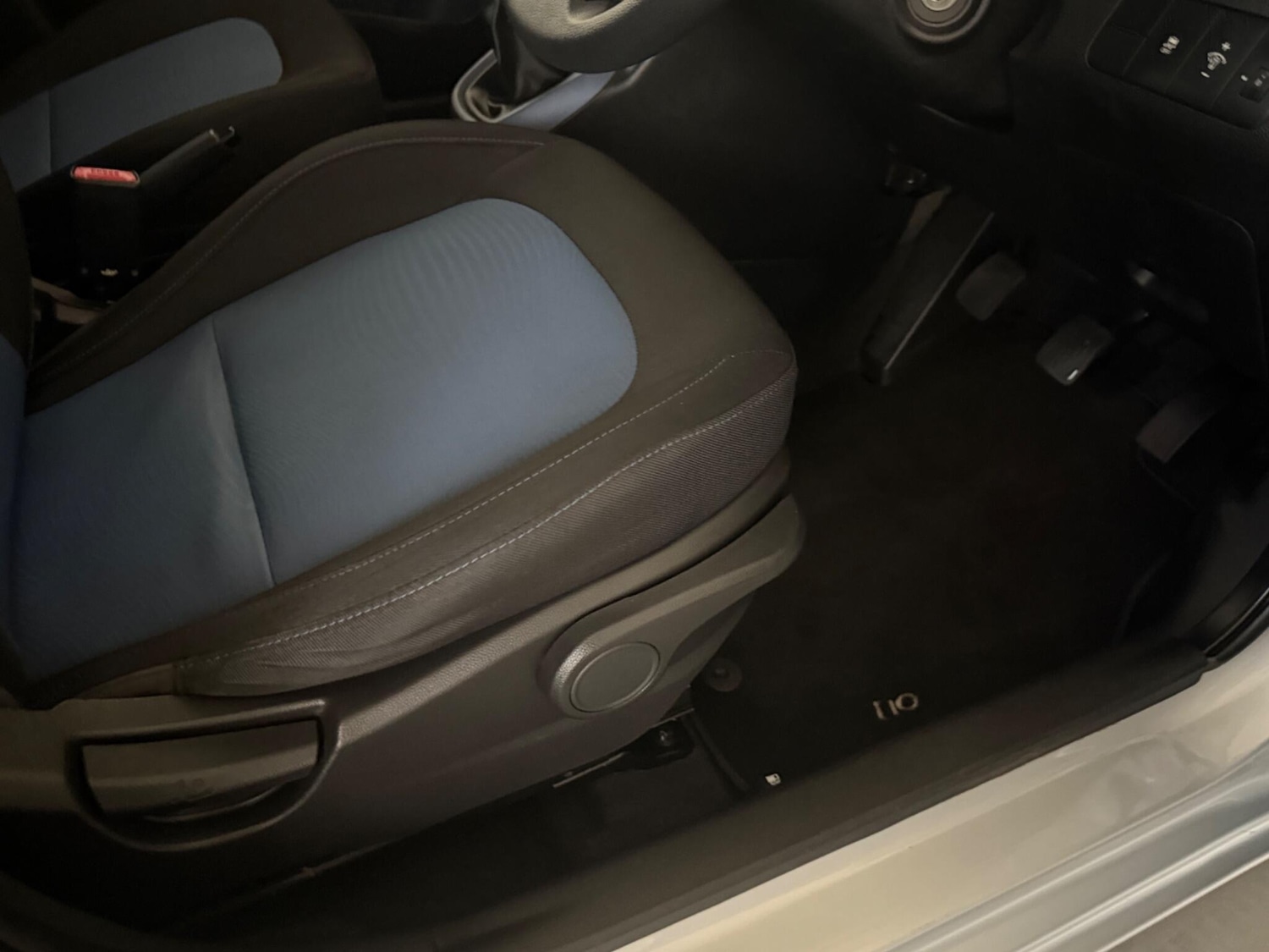 Used Hyundai i10 2014 for sale - 76424130: Photo 24