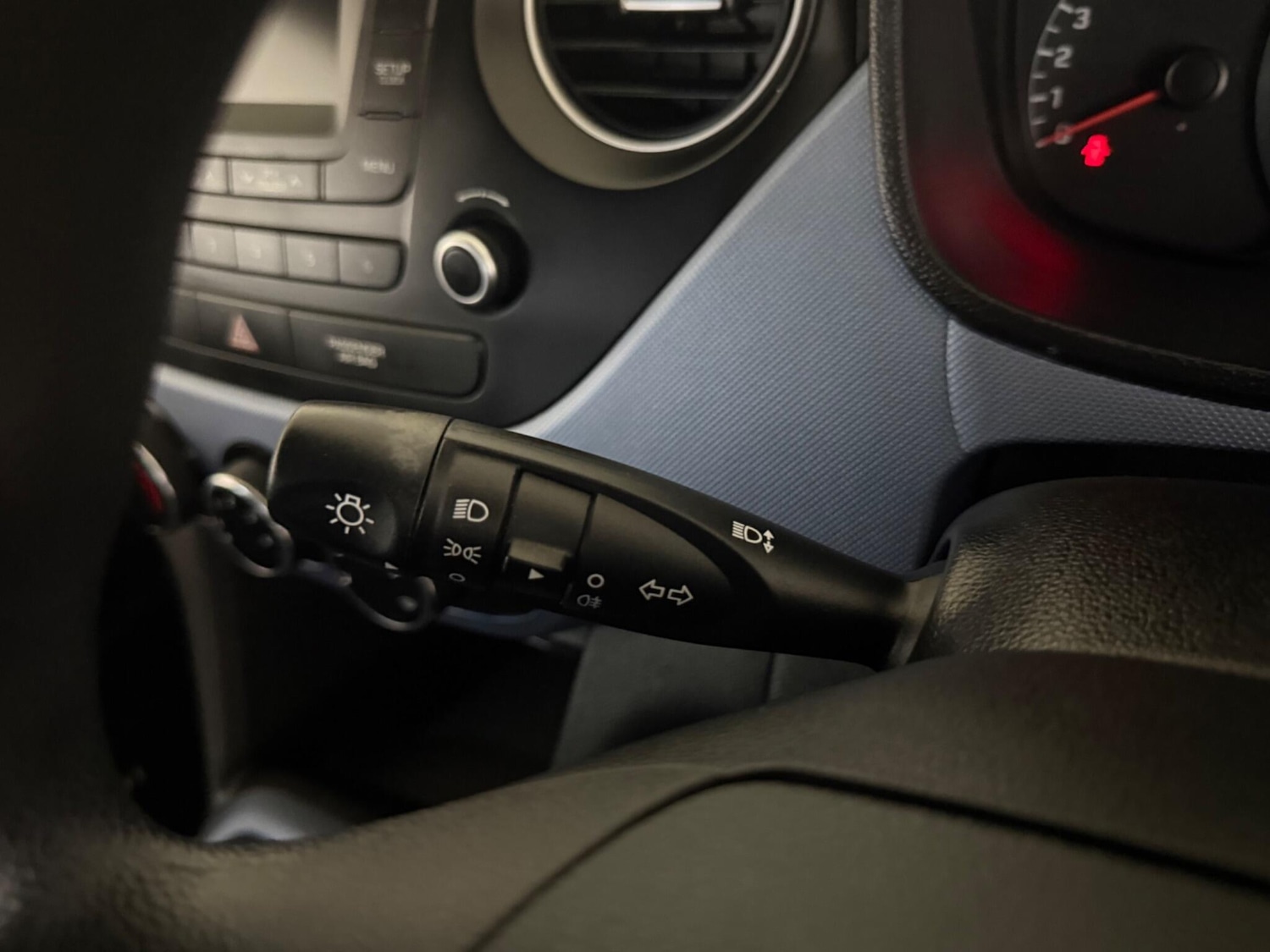 Used Hyundai i10 2014 for sale - 76424130: Photo 30