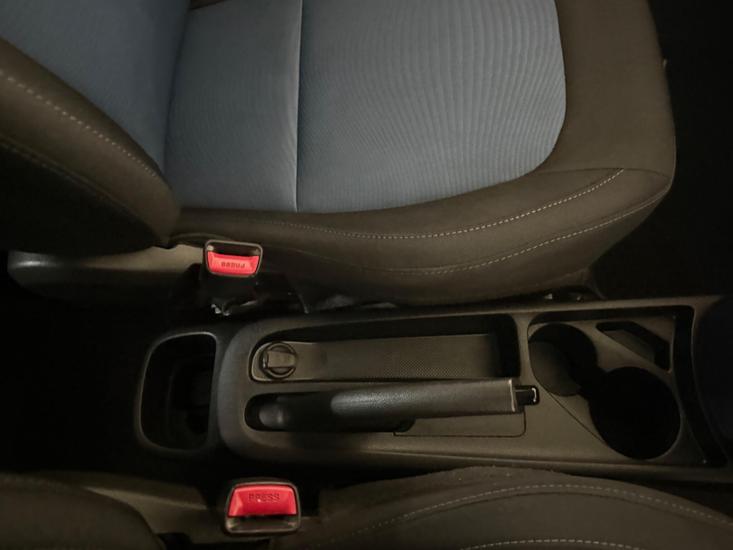 Used Hyundai i10 2014 for sale - 76424130: Photo 33