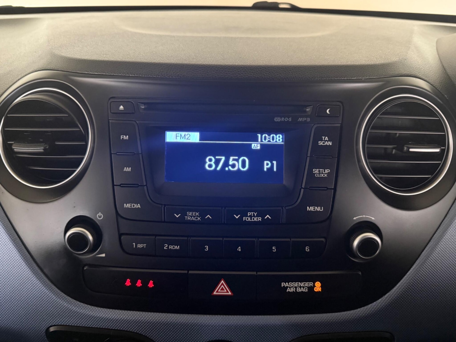 Used Hyundai i10 2014 for sale - 76424130: Photo 35