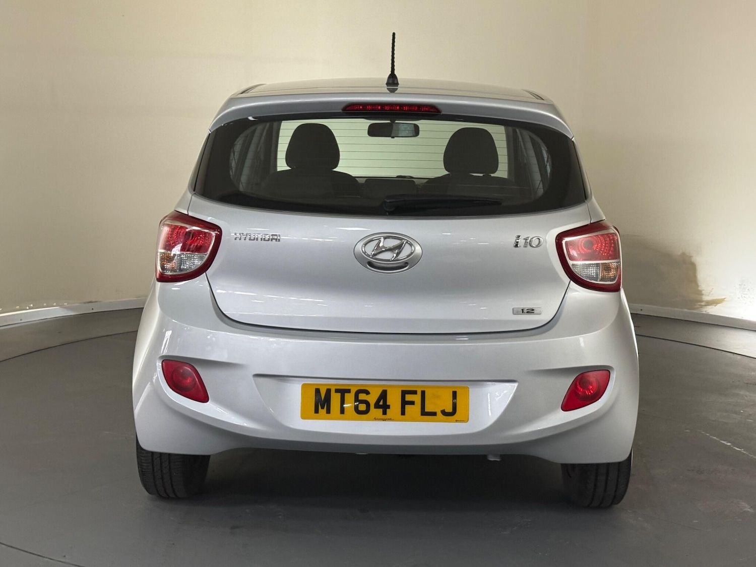 Used Hyundai i10 2014 for sale - 76424130: Photo 6