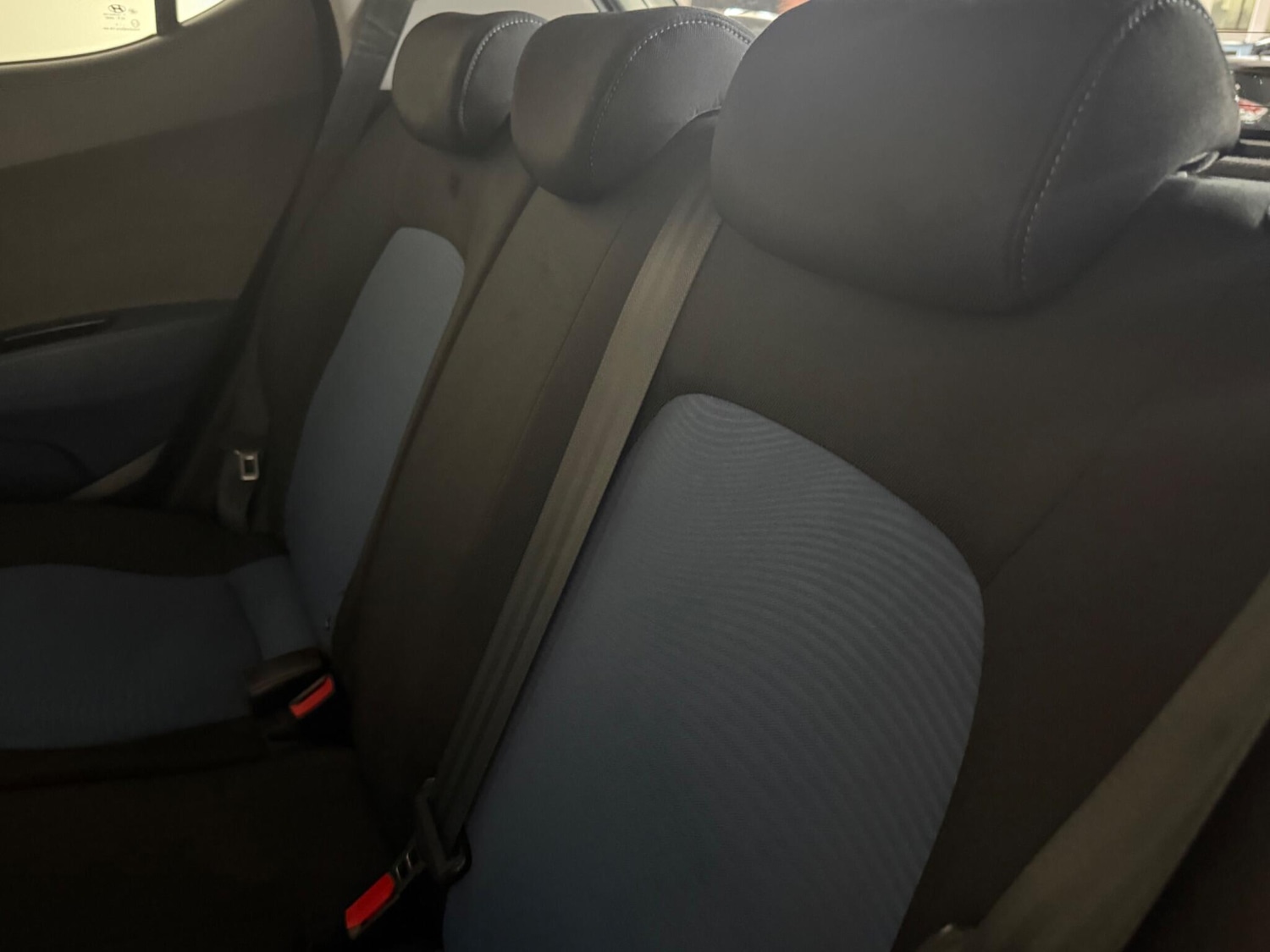 Used Hyundai i10 2014 for sale - 76424130: Photo 60