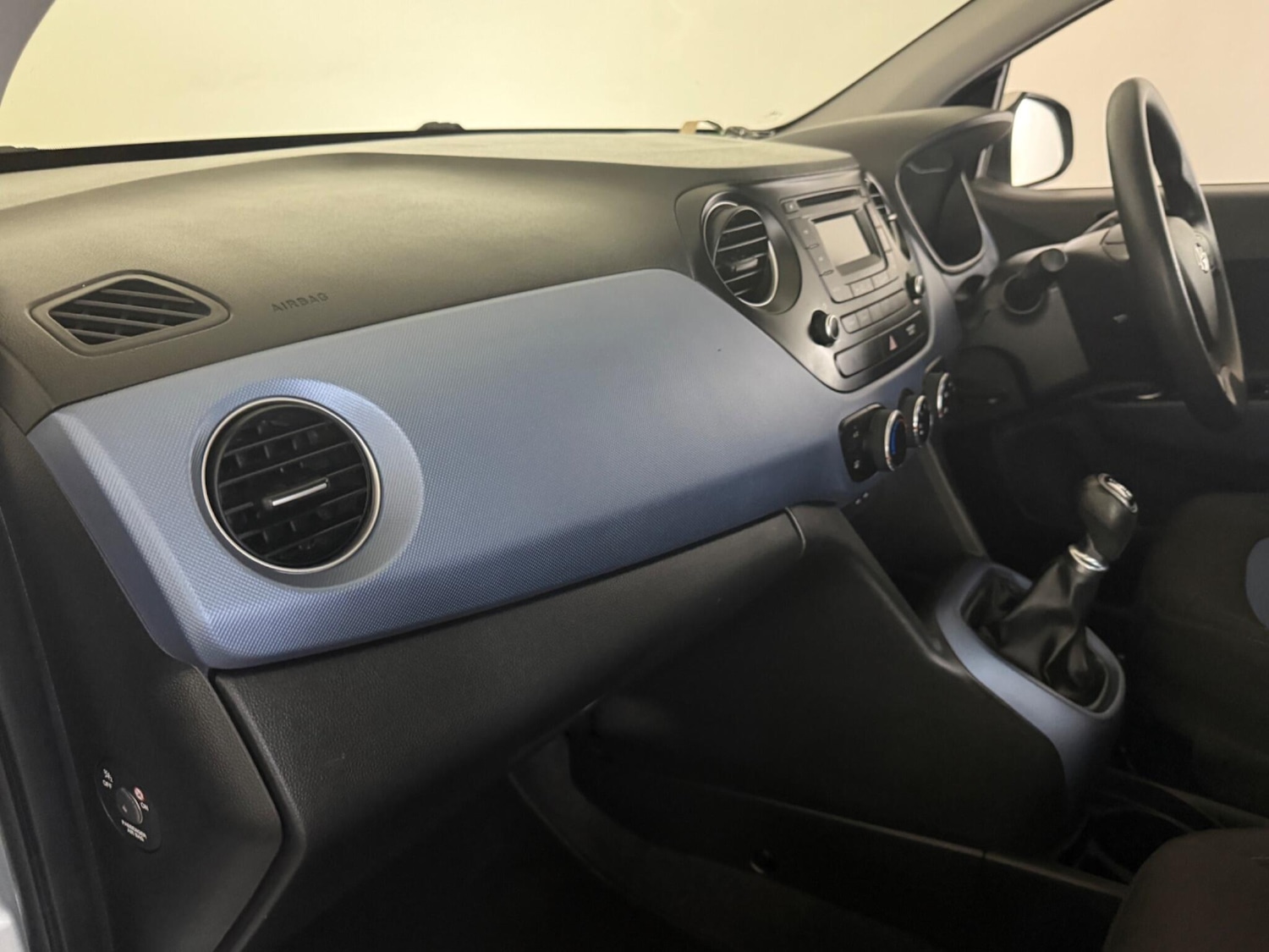 Used Hyundai i10 2014 for sale - 76424130: Photo 70