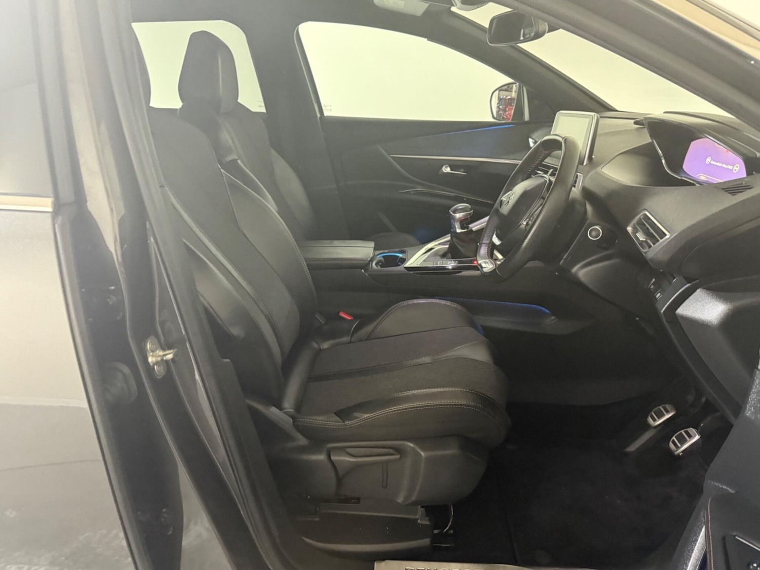 Used Peugeot 3008 2017 for sale - 76592098: Photo 22