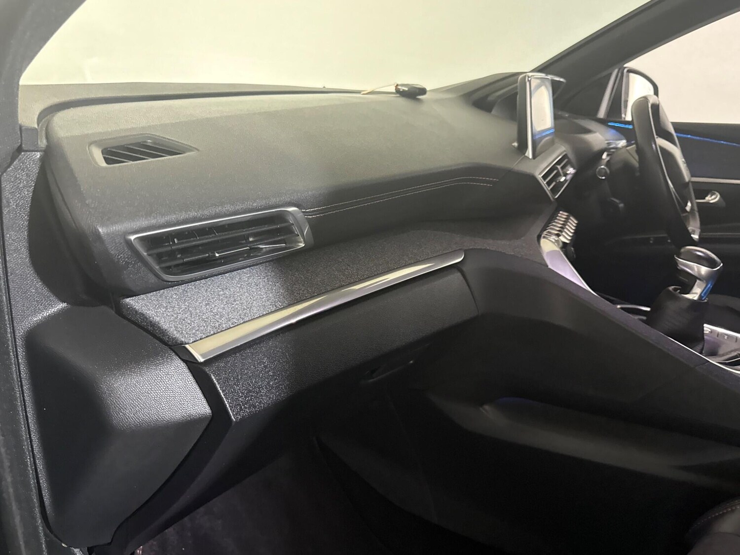 Used Peugeot 3008 2017 for sale - 76592098: Photo 73