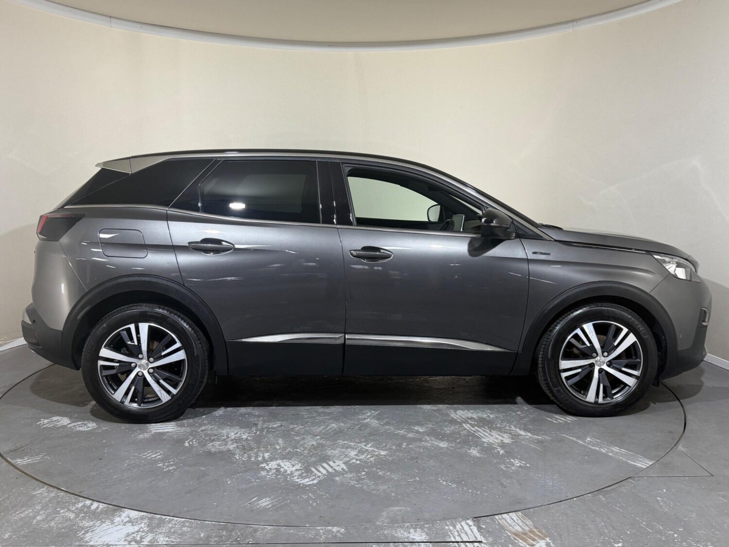 Used Peugeot 3008 2017 for sale - 76592098: Photo 8