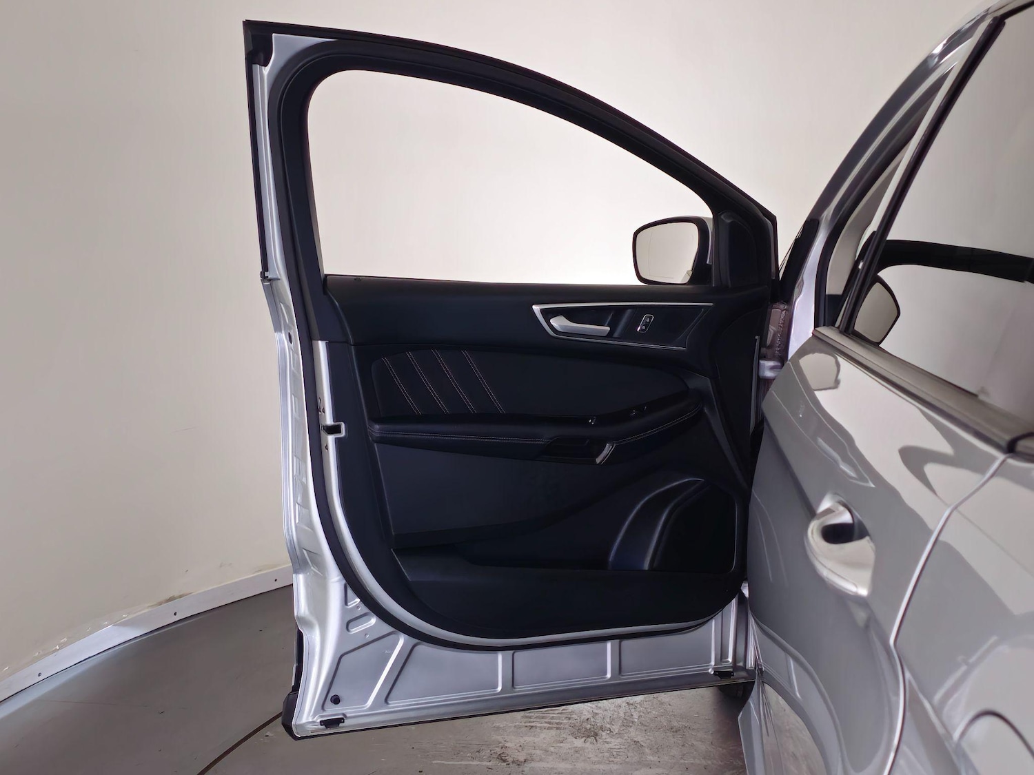 Used Ford Edge 2017 for sale - 76409590: Photo 24