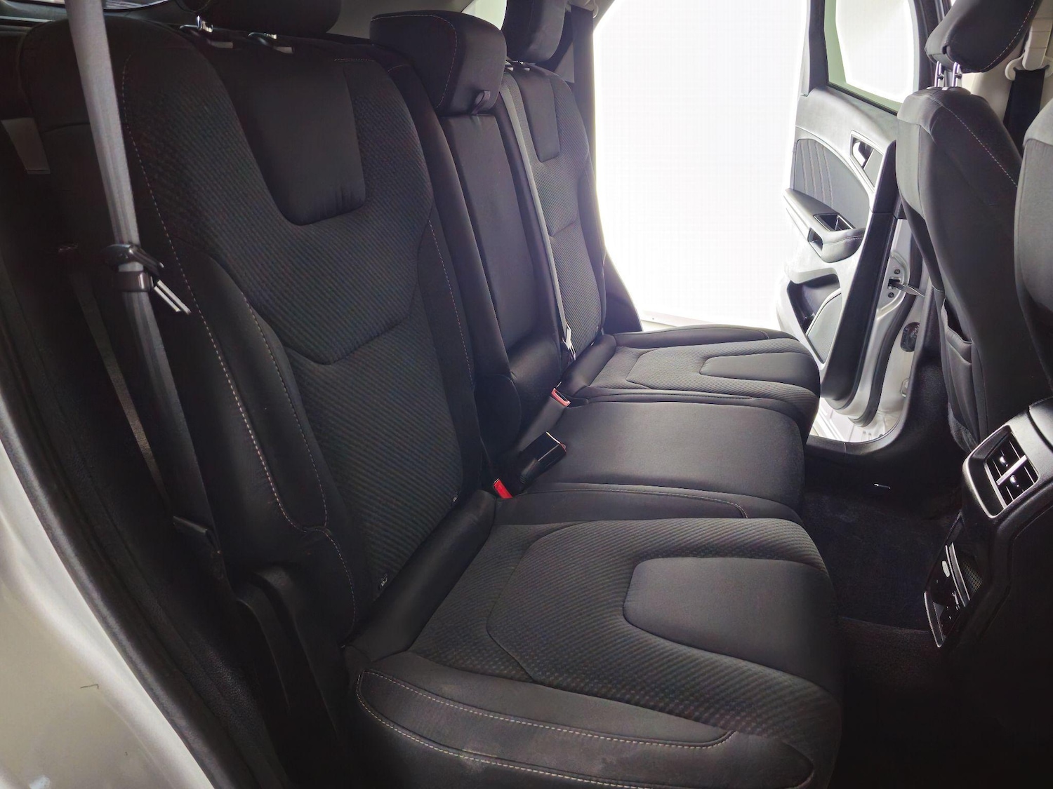 Used Ford Edge 2017 for sale - 76409590: Photo 29