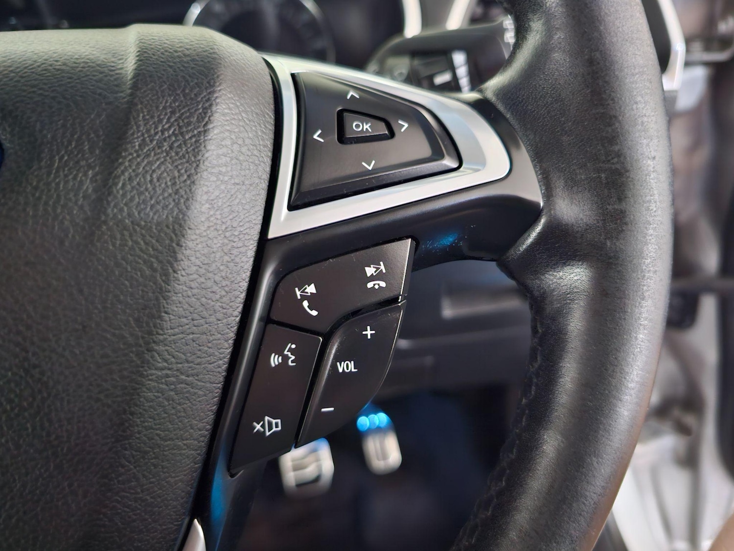 Used Ford Edge 2017 for sale - 76409590: Photo 37